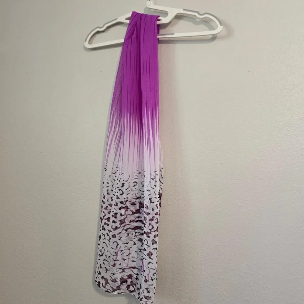 Liang Diang Sheer Feminine Scarf in Fuchsia and White 60